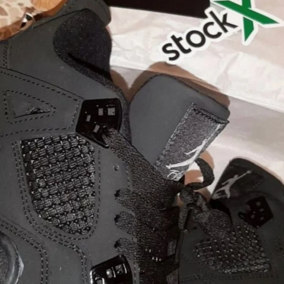 Jordan Men's Black Sneakers